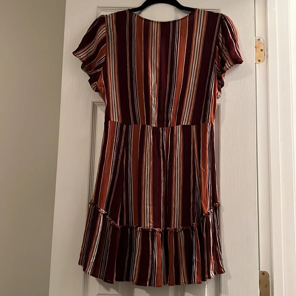 Dress - Picture 9 of 11